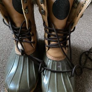 Attic Plunge Duck Boots